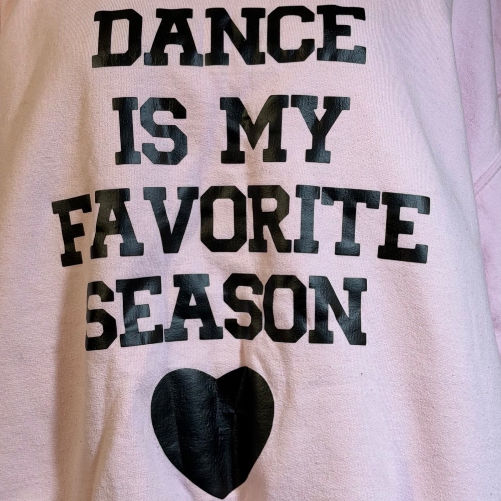 Gildan Heavy Blend Pink Dance Is My Favorite Season Graphic Sweatshirt Large